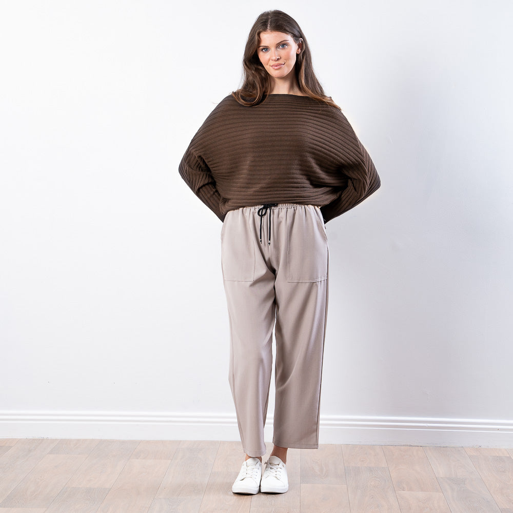 Ellis Batwing Round Neck Top (Brown)