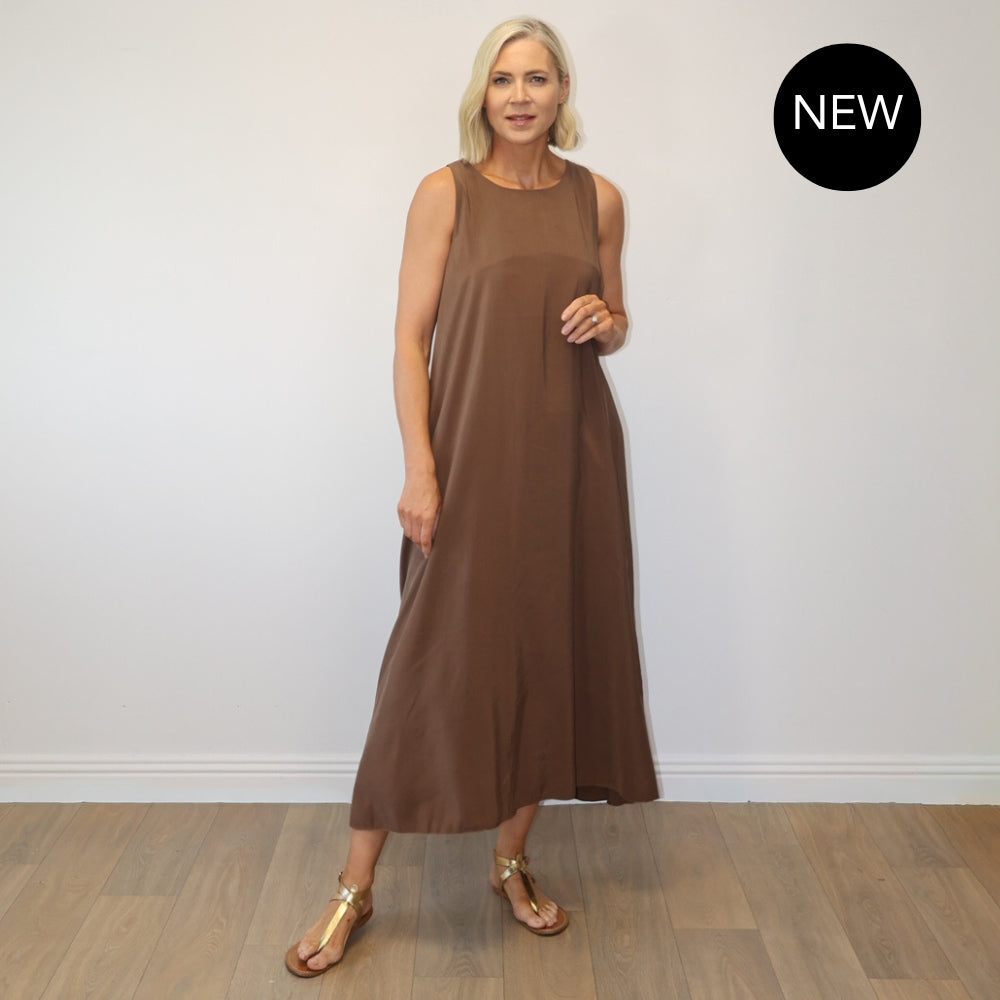 Amber Dress (Brown)