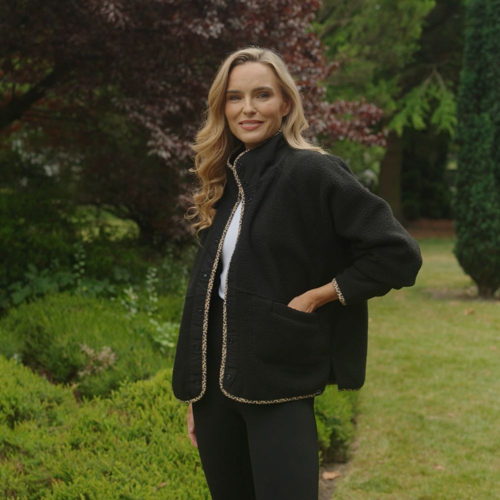 Molly Fleece Jacket (Black/Leopard Trim)