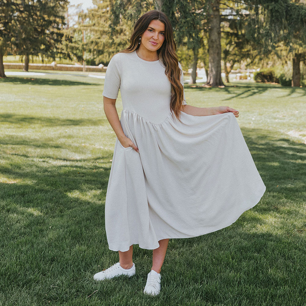 Bobbie Dress (Vanilla)