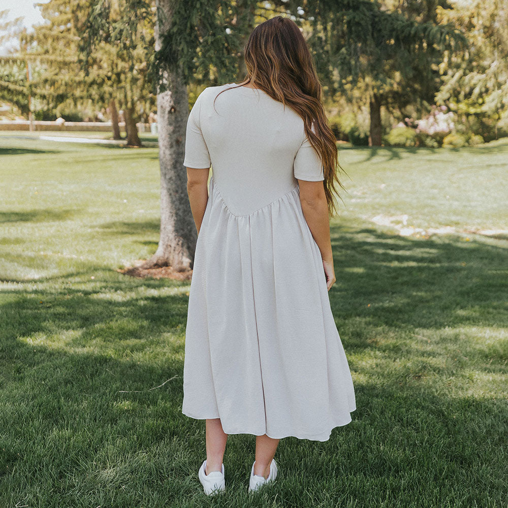Bobbie Dress (Vanilla)