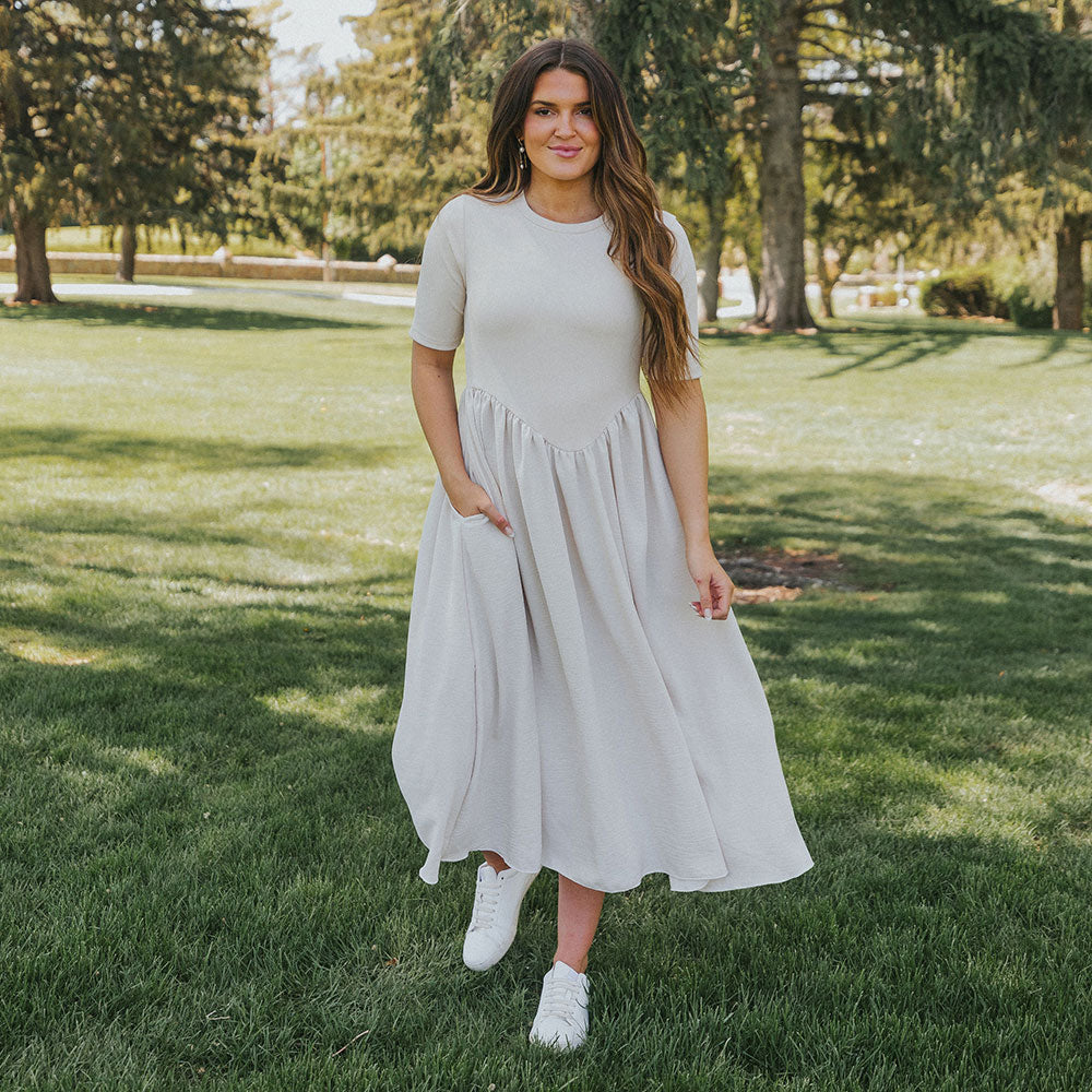 Bobbie Dress (Vanilla)