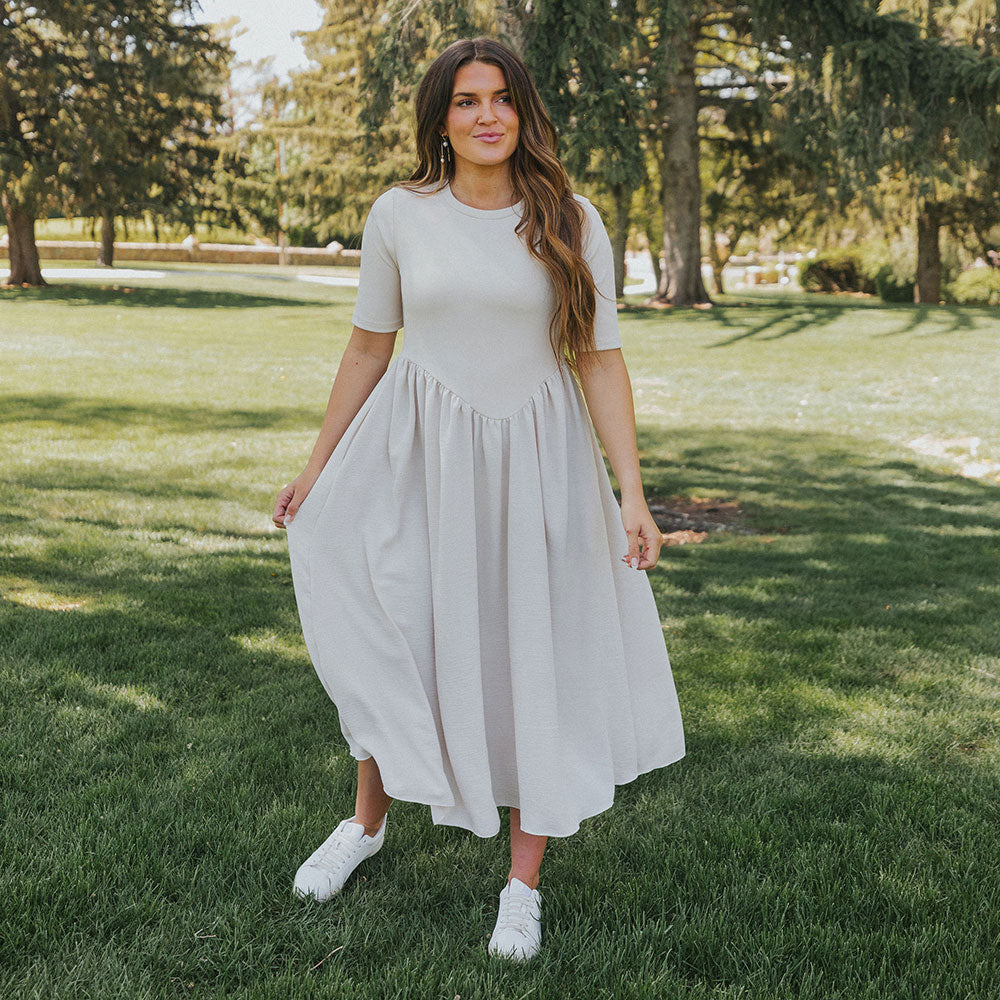 Bobbie Dress (Vanilla)