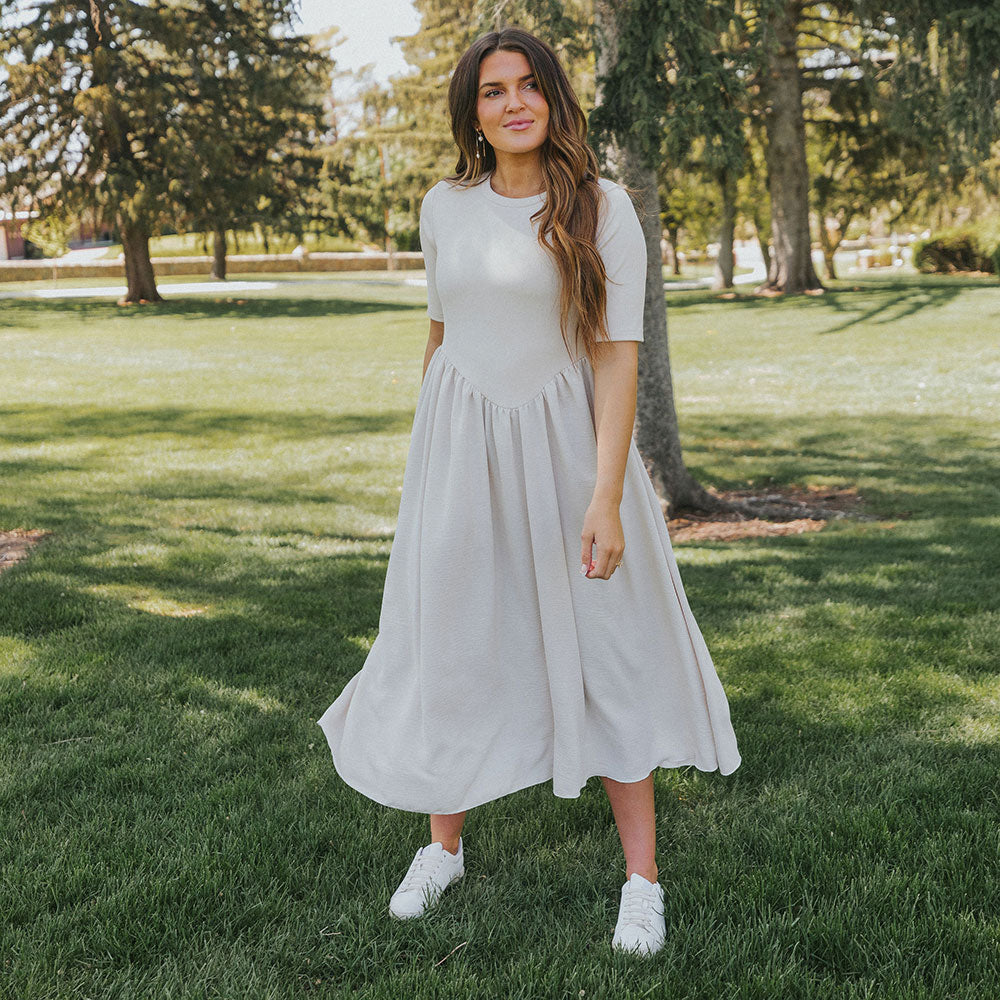 Bobbie Dress (Vanilla)