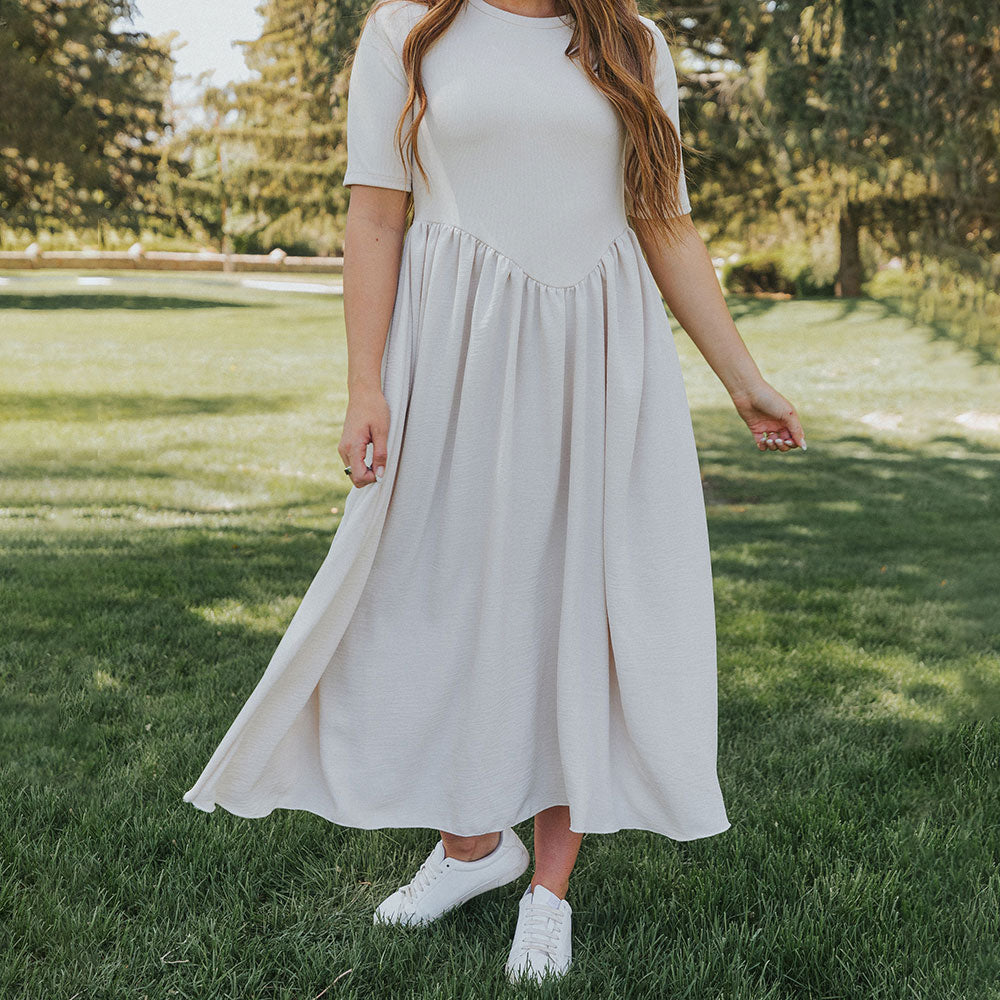 Bobbie Dress (Vanilla)