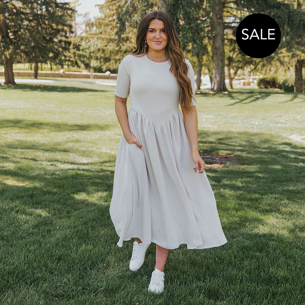 Bobbie Dress (Vanilla)