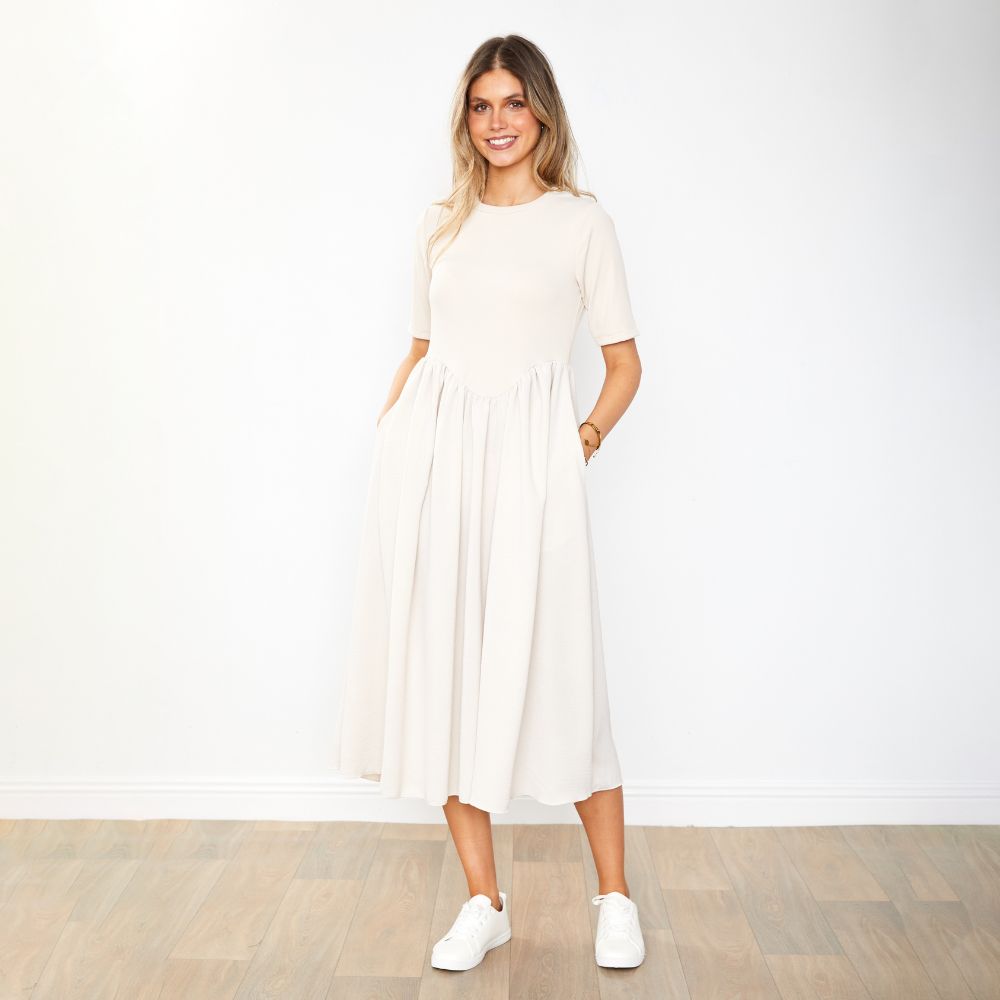 Bobbie Dress (Vanilla)