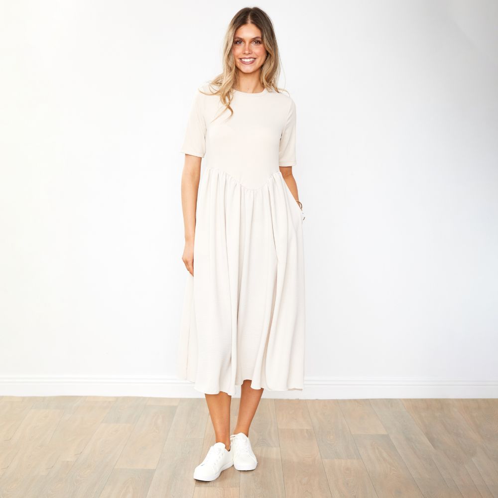 Bobbie Dress (Vanilla)