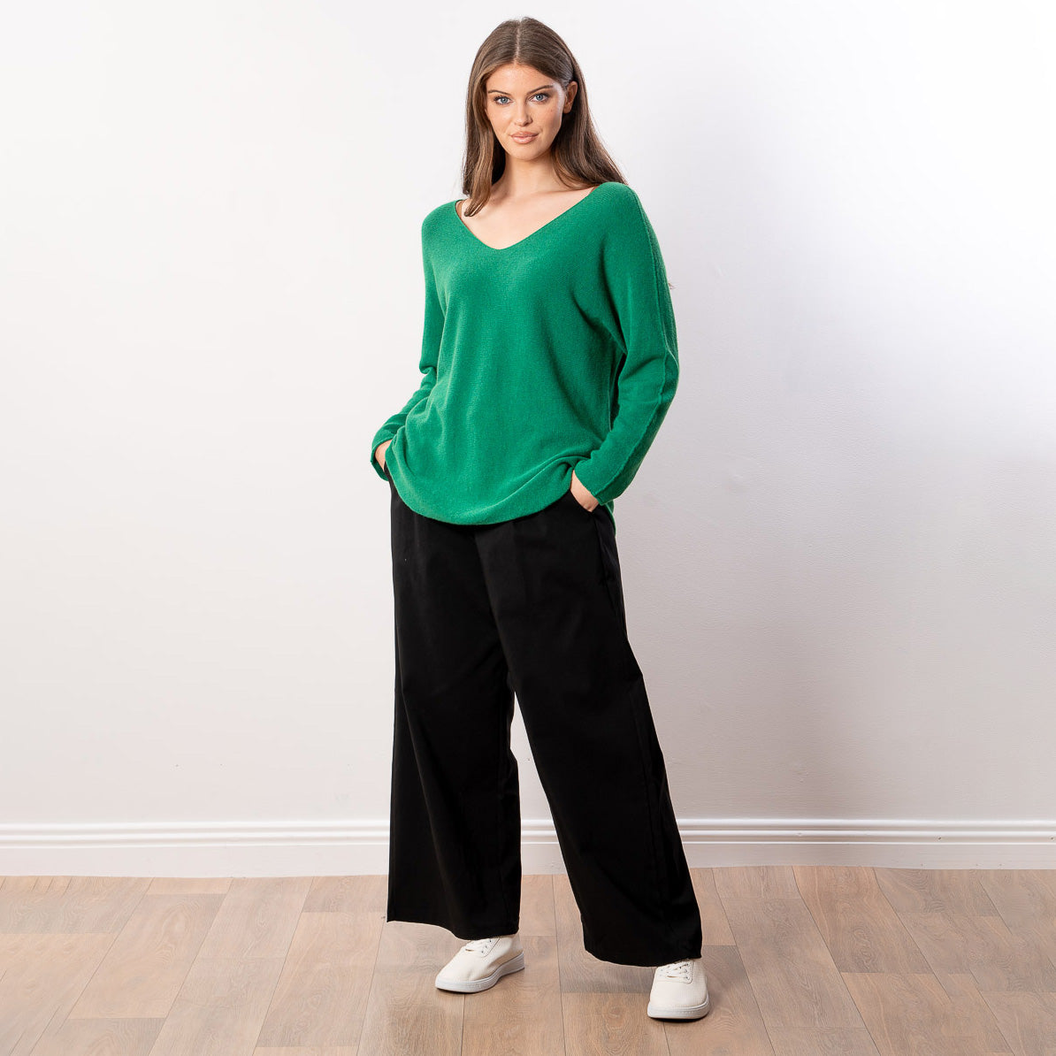 Kylie V Neck Jumper (Green)