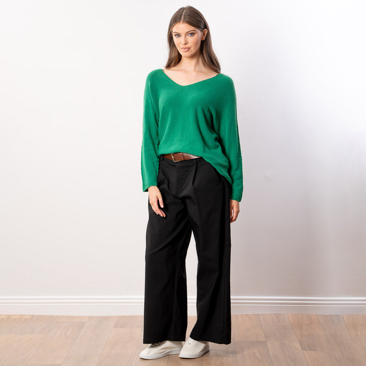 Kylie V Neck Jumper (Green)