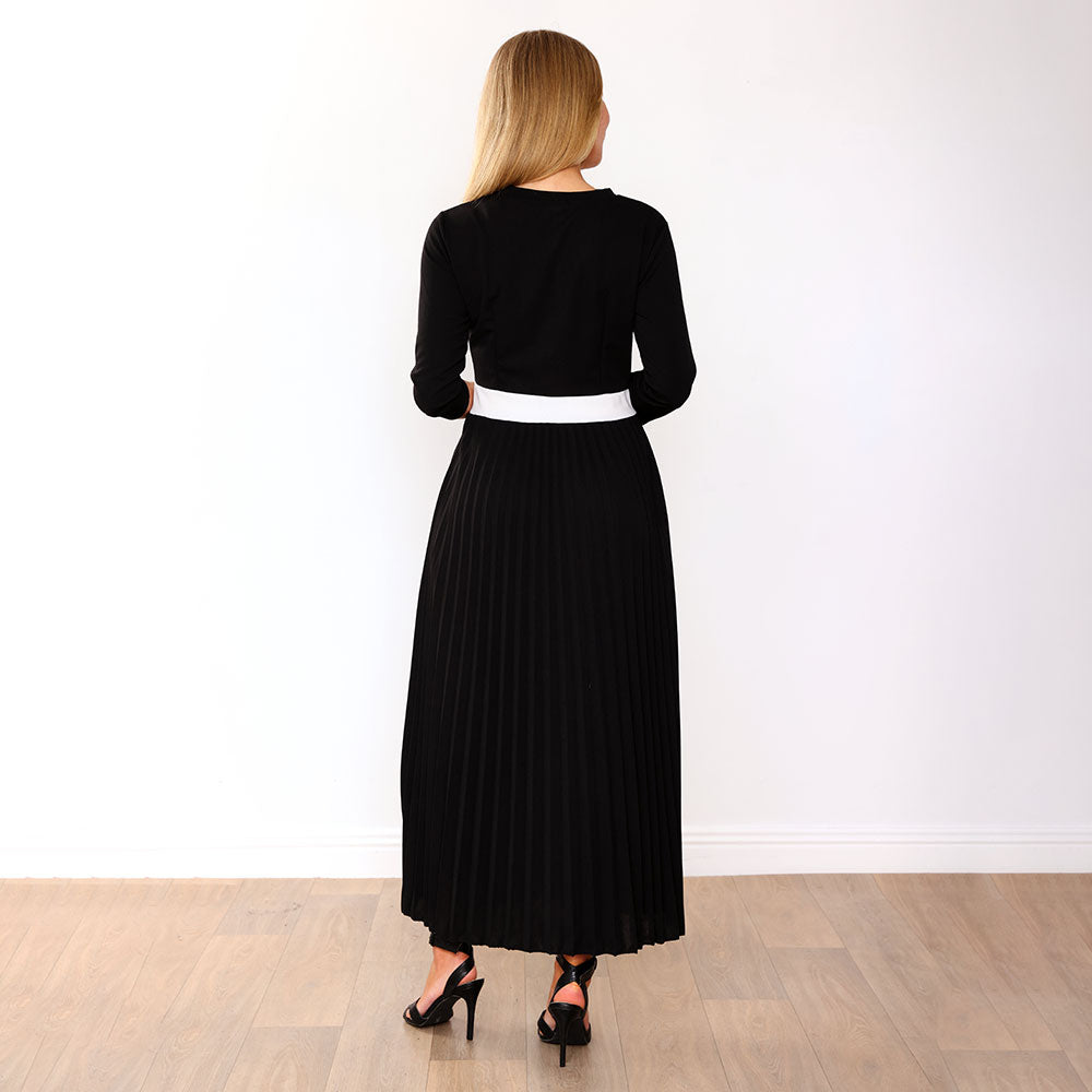 Doyle Dress (Black/Cream belt)