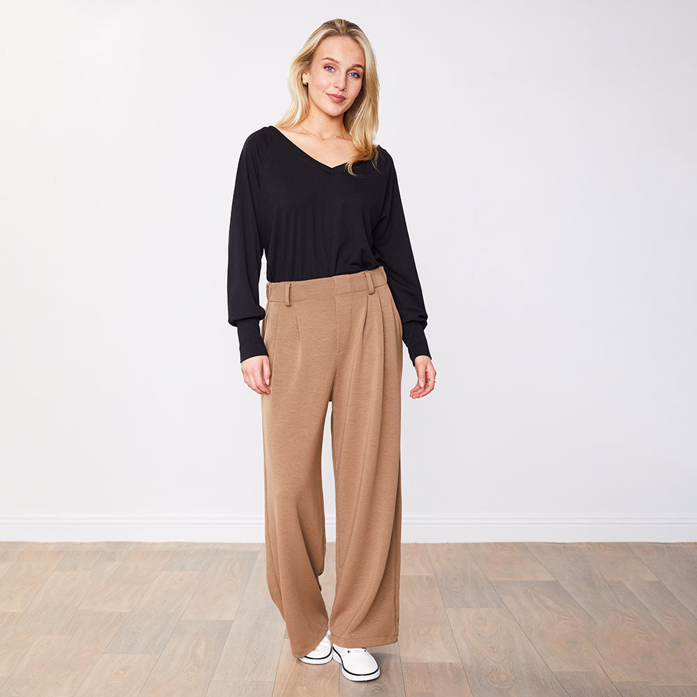 Eva Trousers (Tan)