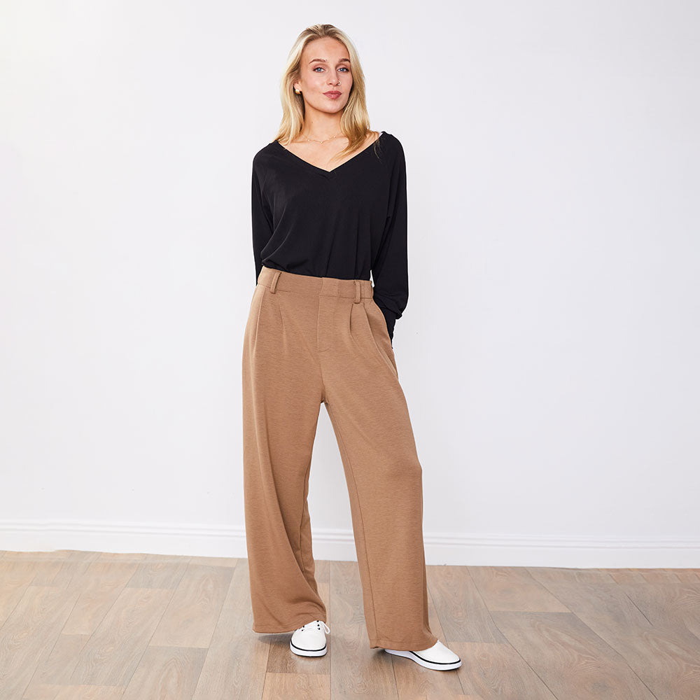 Eva Trousers (Tan)