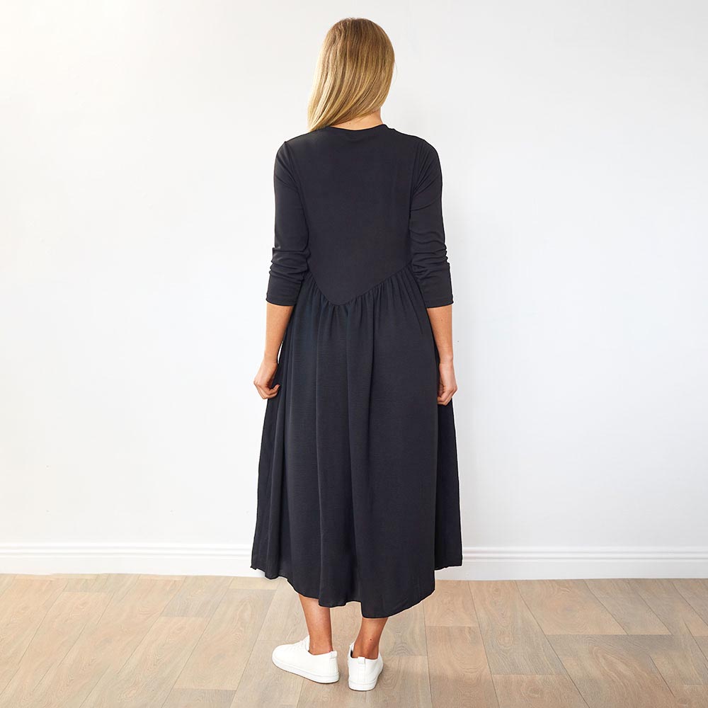 Iris Dress (Black)