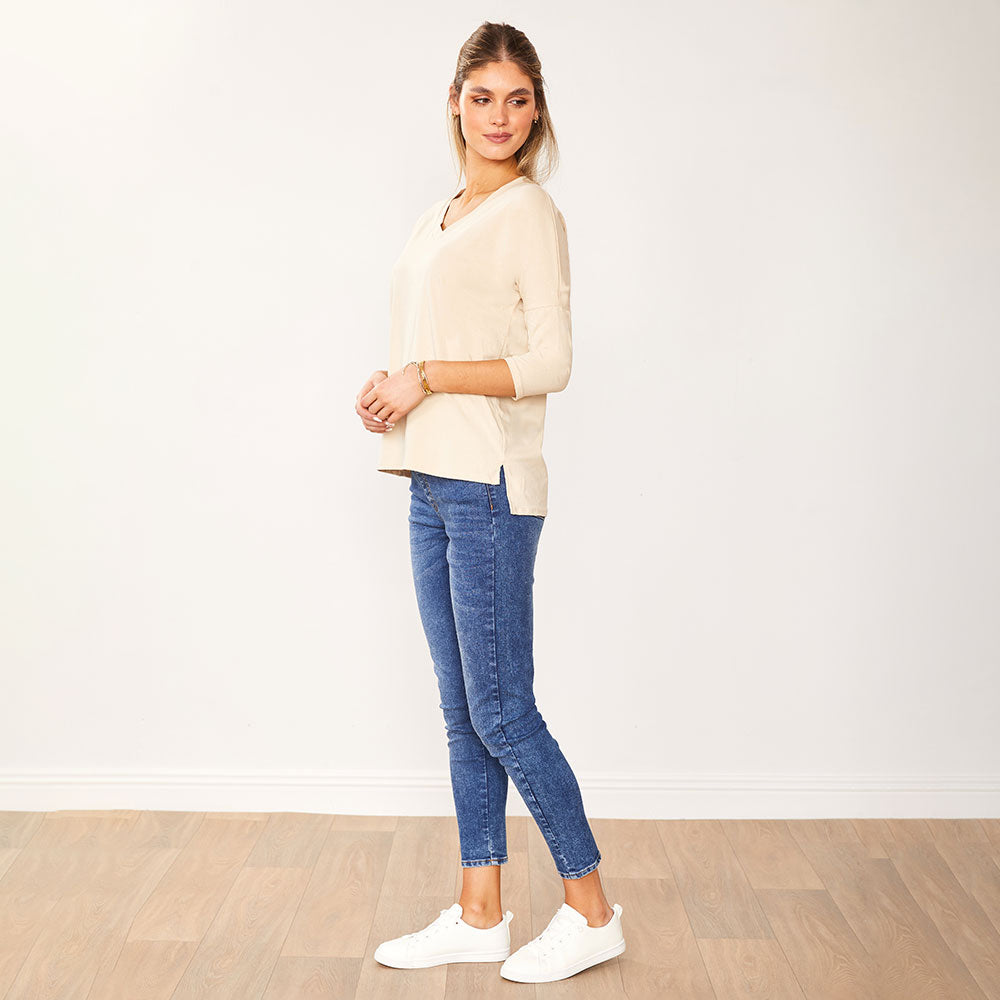 Jasmine V Neck Top (Cream)