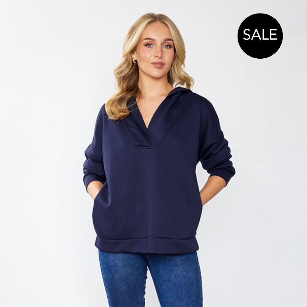 Mariah Hoody in navy – women's hoody
