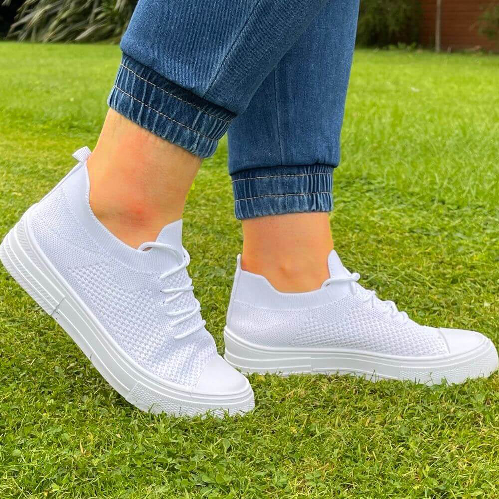 Phoebe Trainers (White)