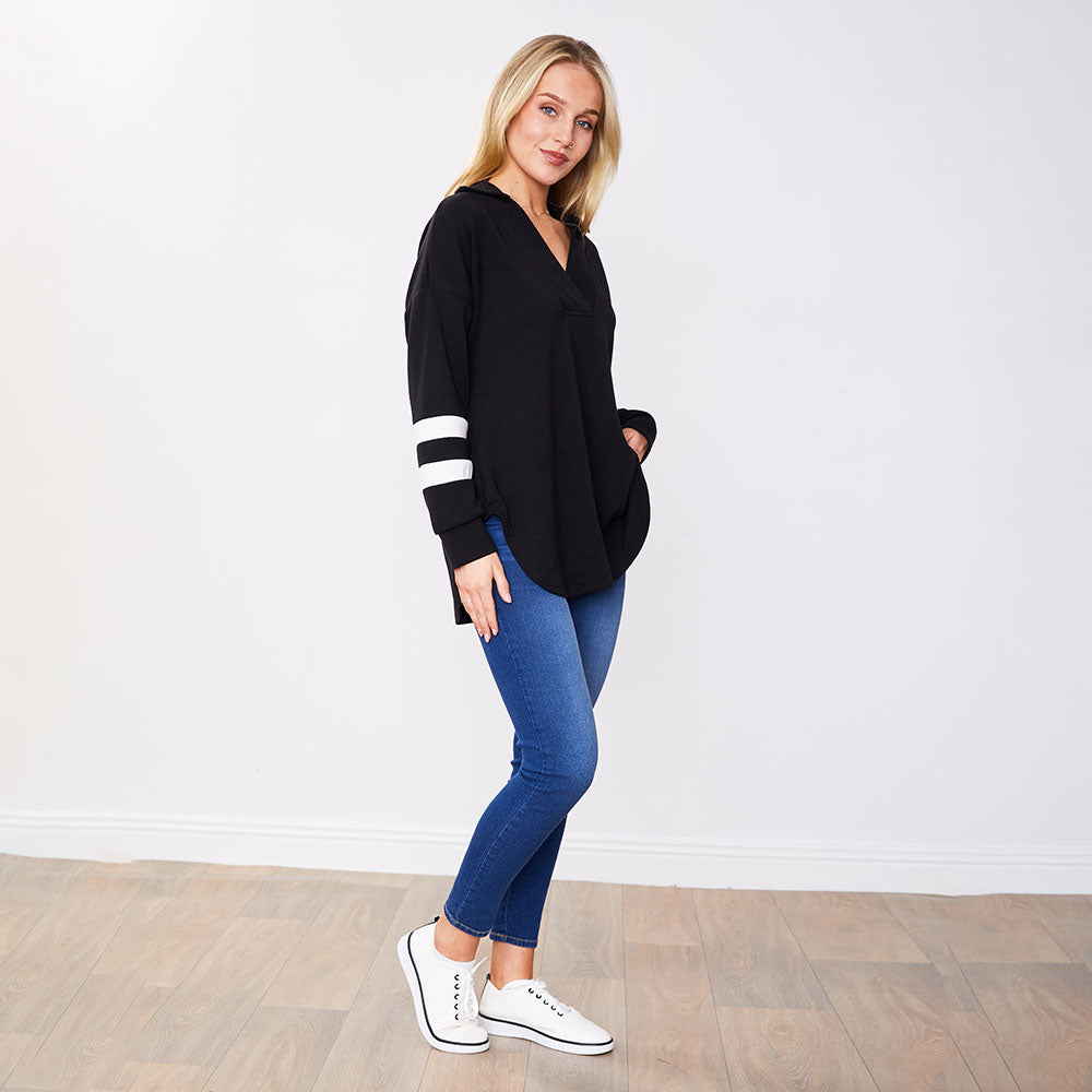 Valerie Jumper (Black/White)
