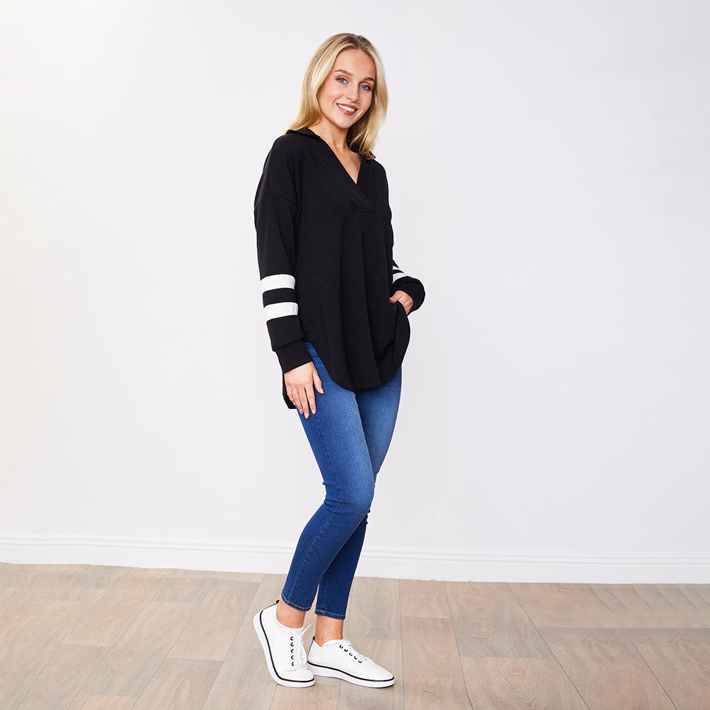 Valerie Jumper (Black/White)