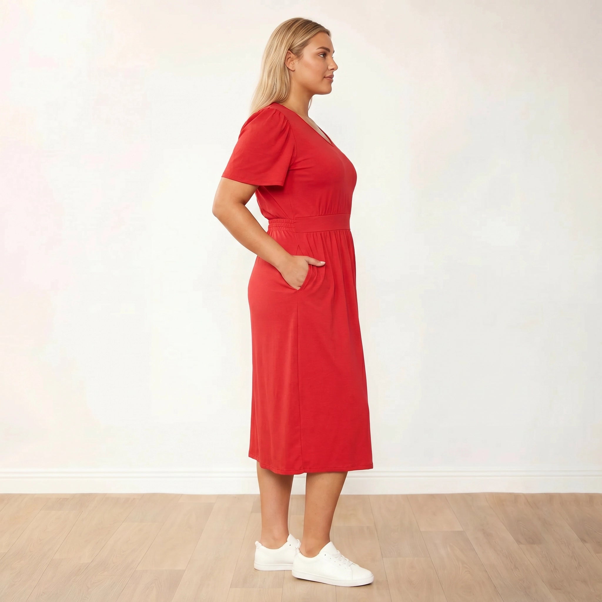 Lois Dress Red - Plus Size XXL - Side Profile