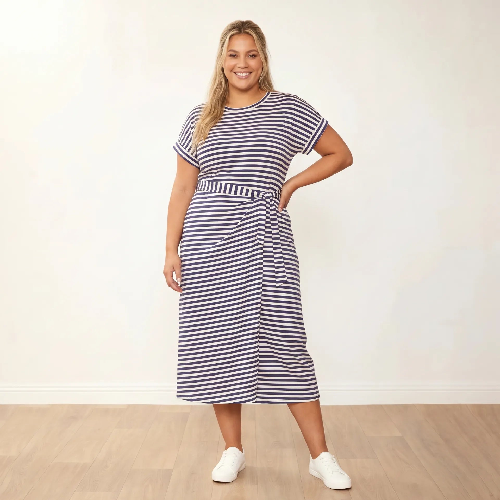 Lenny Dress Blue Stripe - Plus Size XXL - Front warm smile
