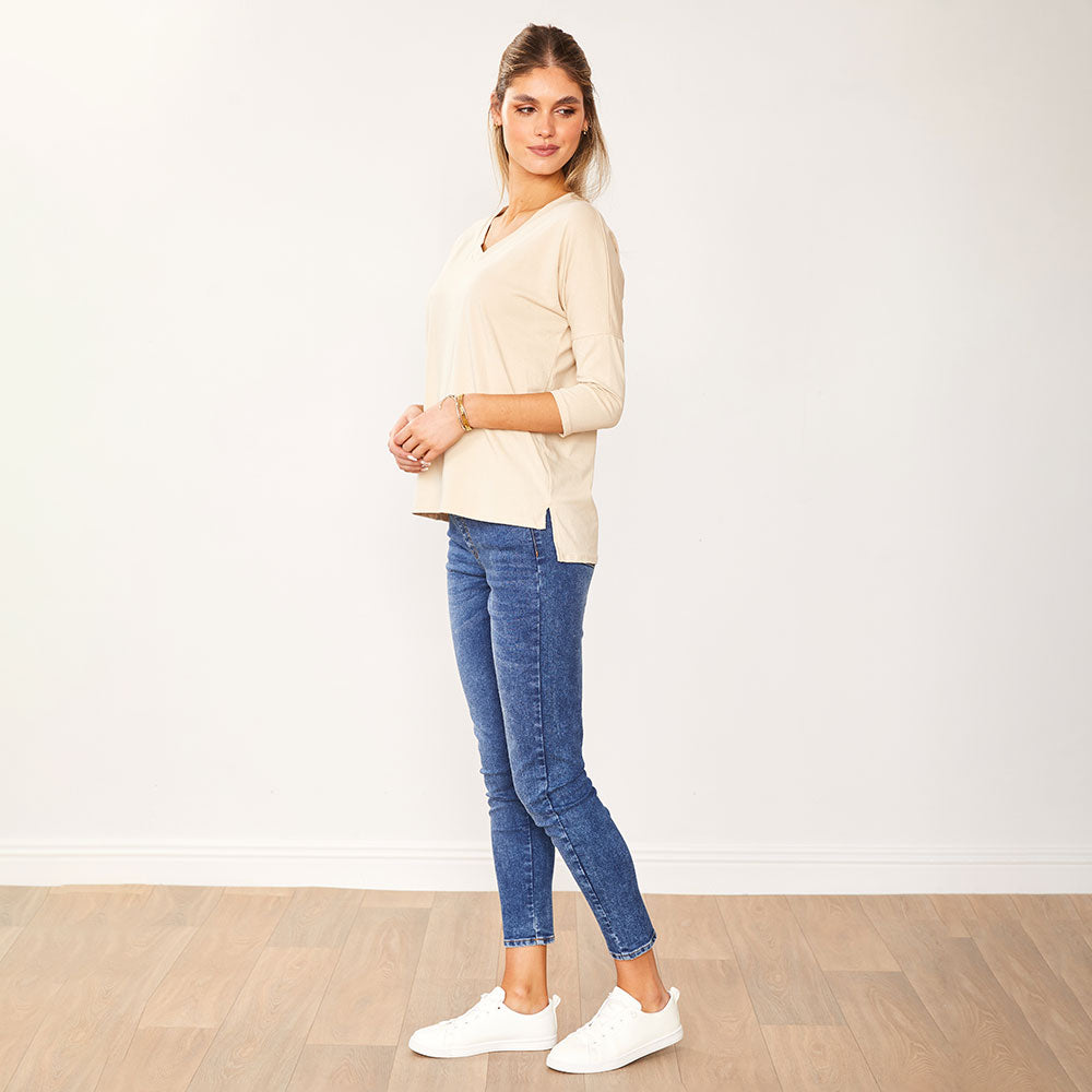 Jasmine V Neck Top (Cream)