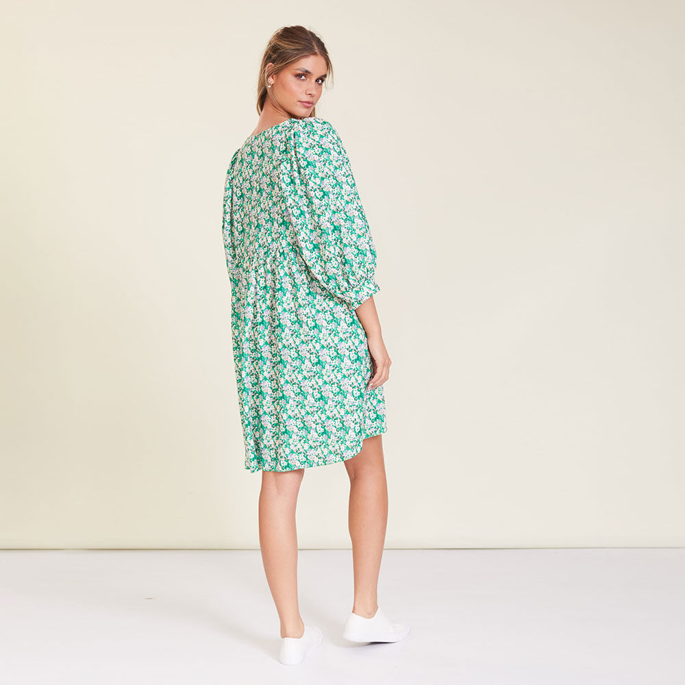 Alyssa Dress (Green Floral) - The Casual Company