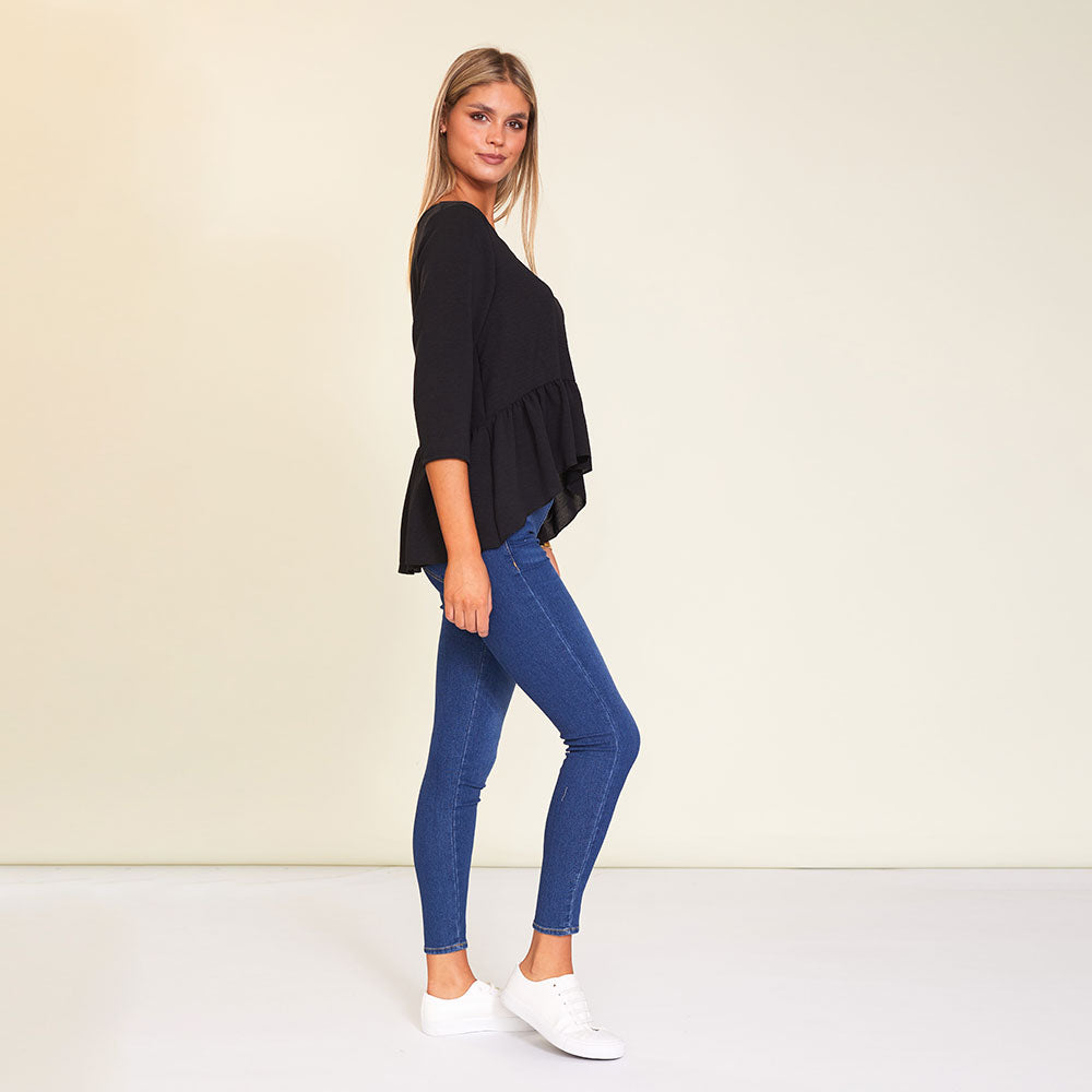 Naomi Top (Black) - The Casual Company