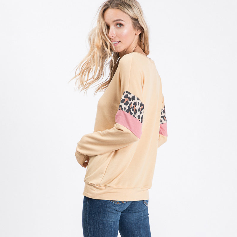 PULLOVER SWEATSHIRT