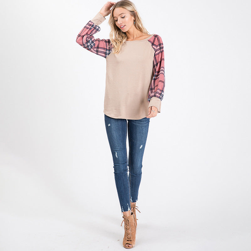 FLORAL CONTRAST TOP