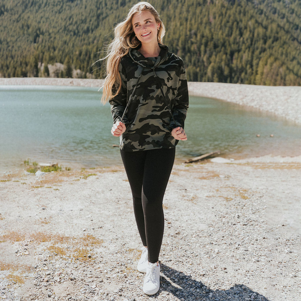 Leona Top (Army)
