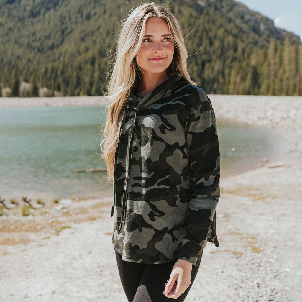 Leona Top (Army)