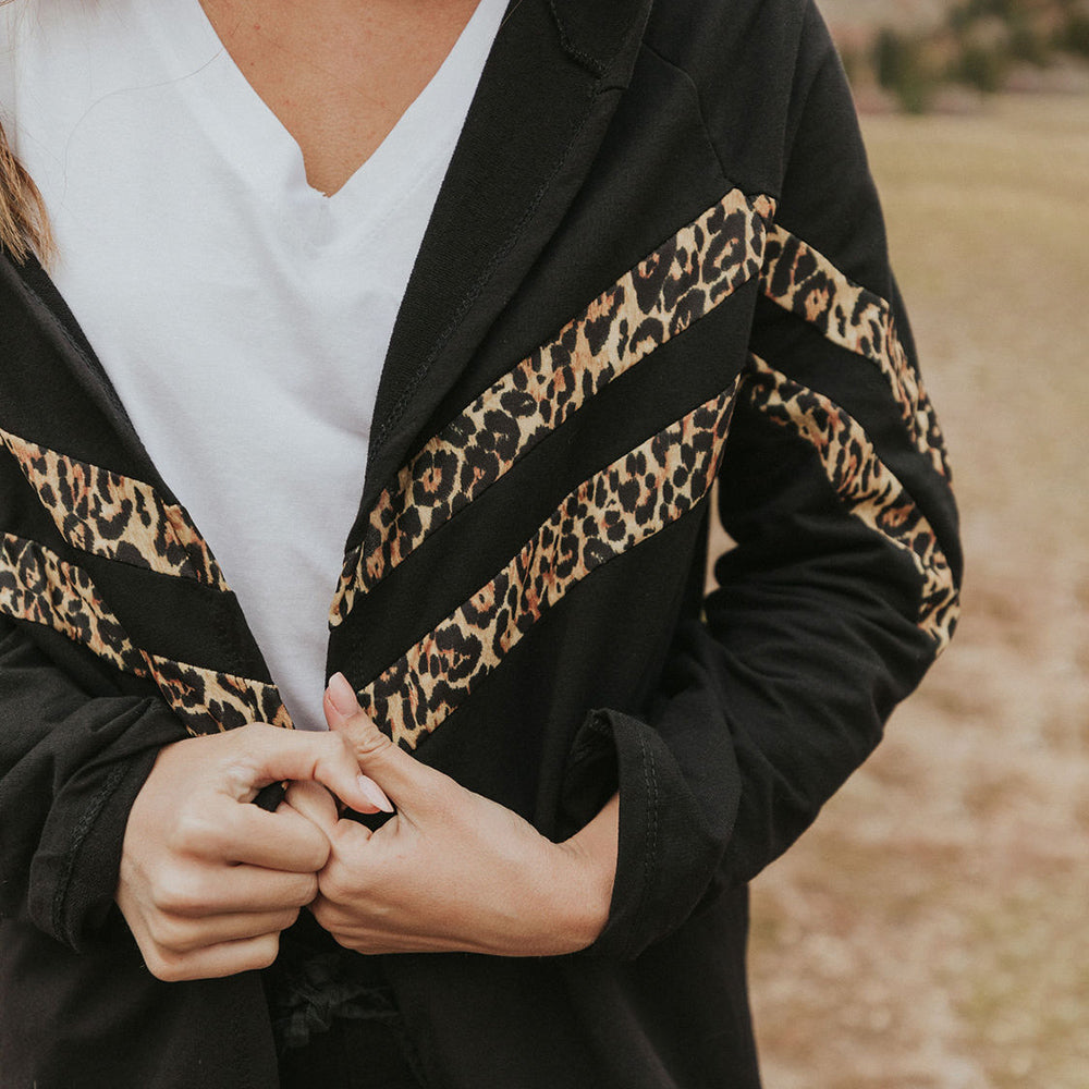 Mia Hoody (Black)