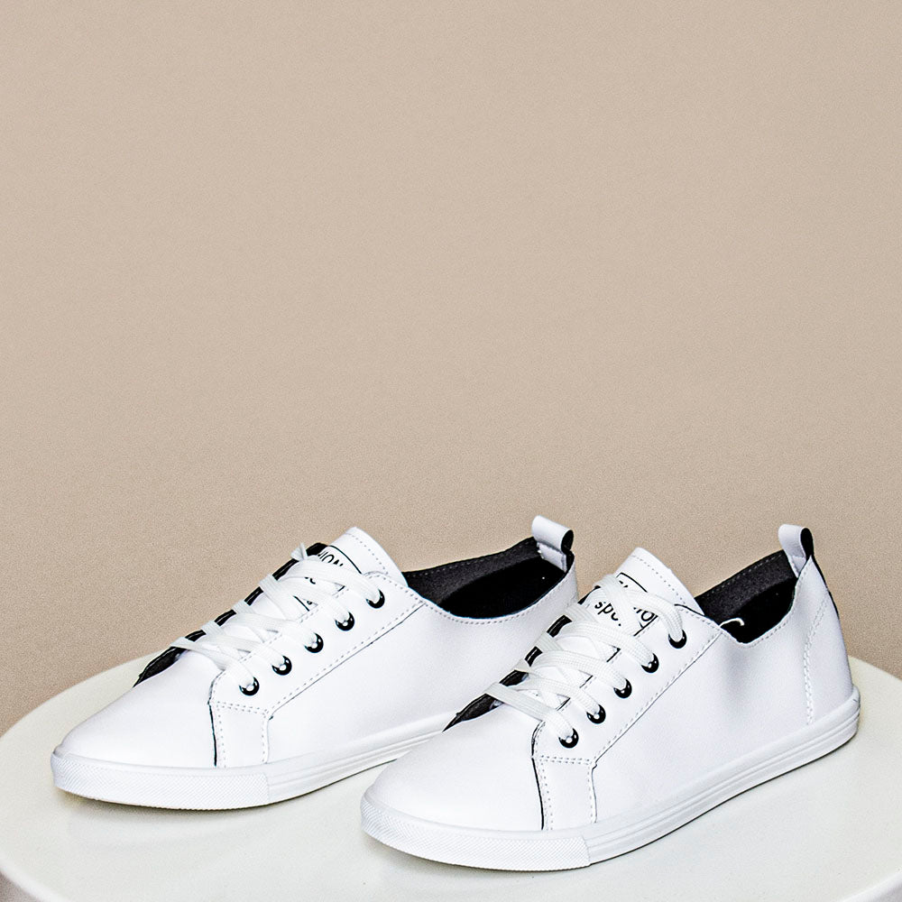 Sally Minimal Trainer (Black)