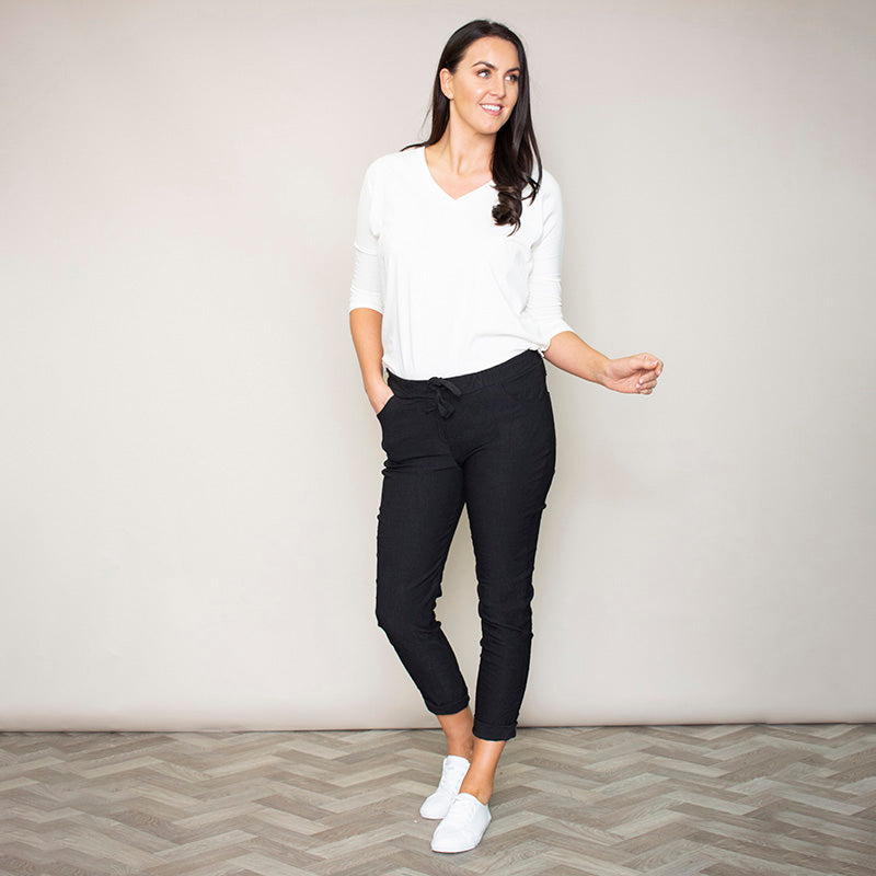 Maddie Stretch Trouser (Black)