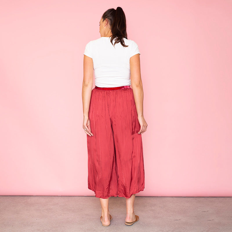 Aly Loose Elastic Waist Trousers Cherry - The Casual Company