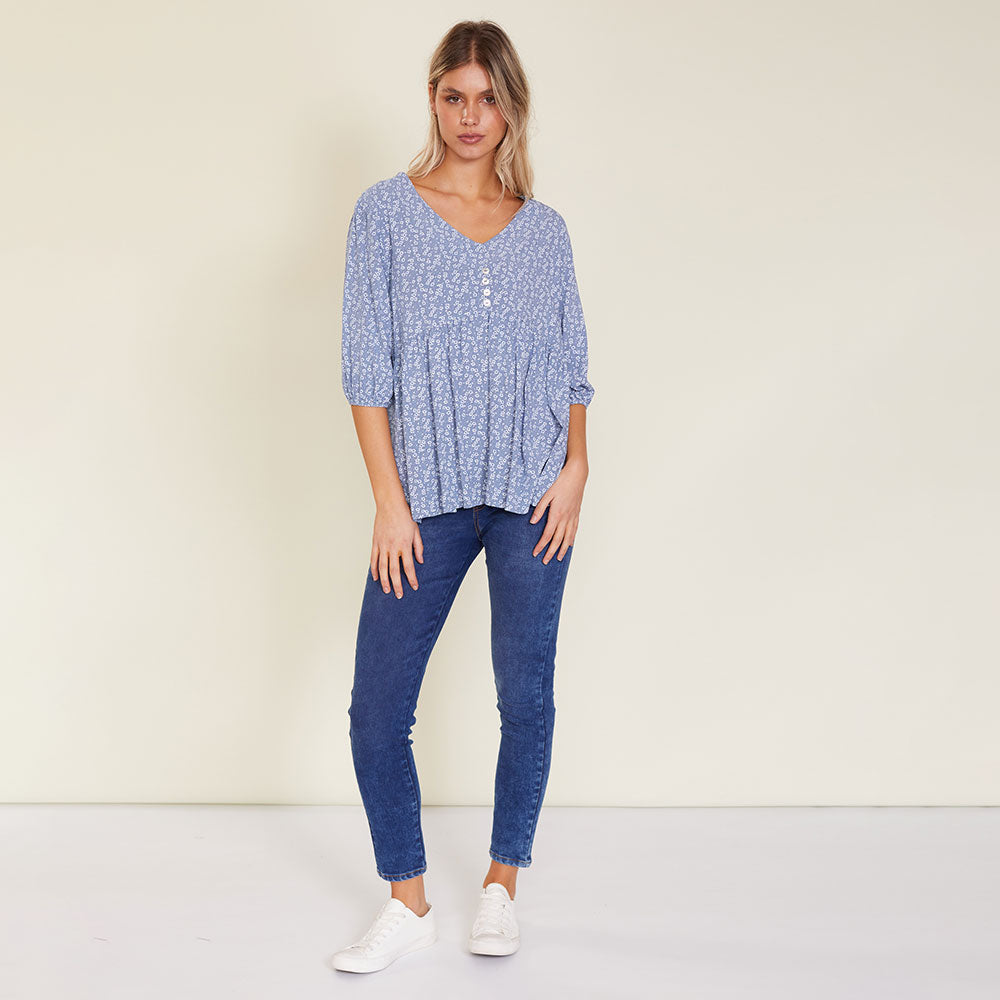 Nina Top (Light Blue) - The Casual Company