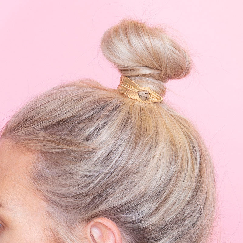 Lauren Feathered Messy Bun (Gold)