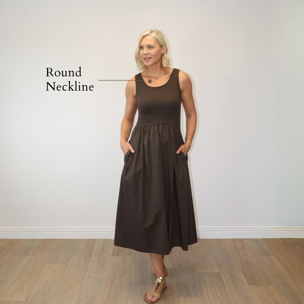 Amara Ribbed Dress Brown - Round Neckline