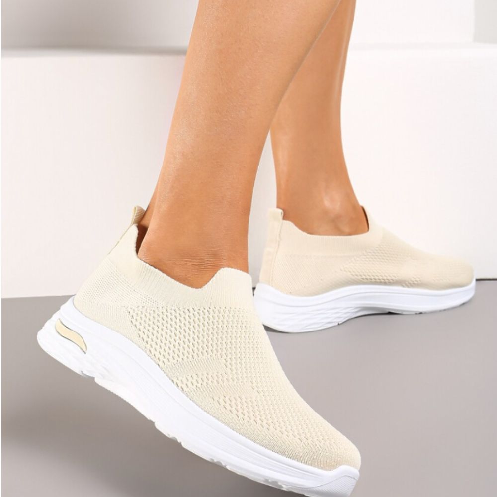 Amari Trainers (Beige)