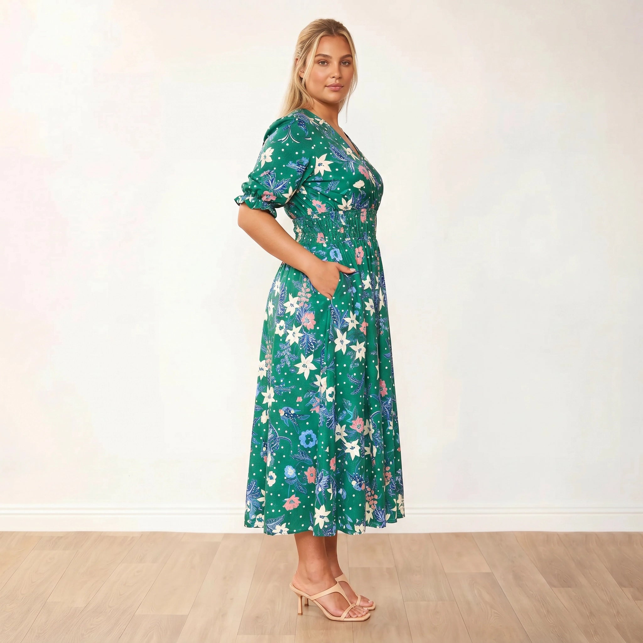 Bonnie Dress (Emerald/Lily) - Plus Size XXL - Side profile view