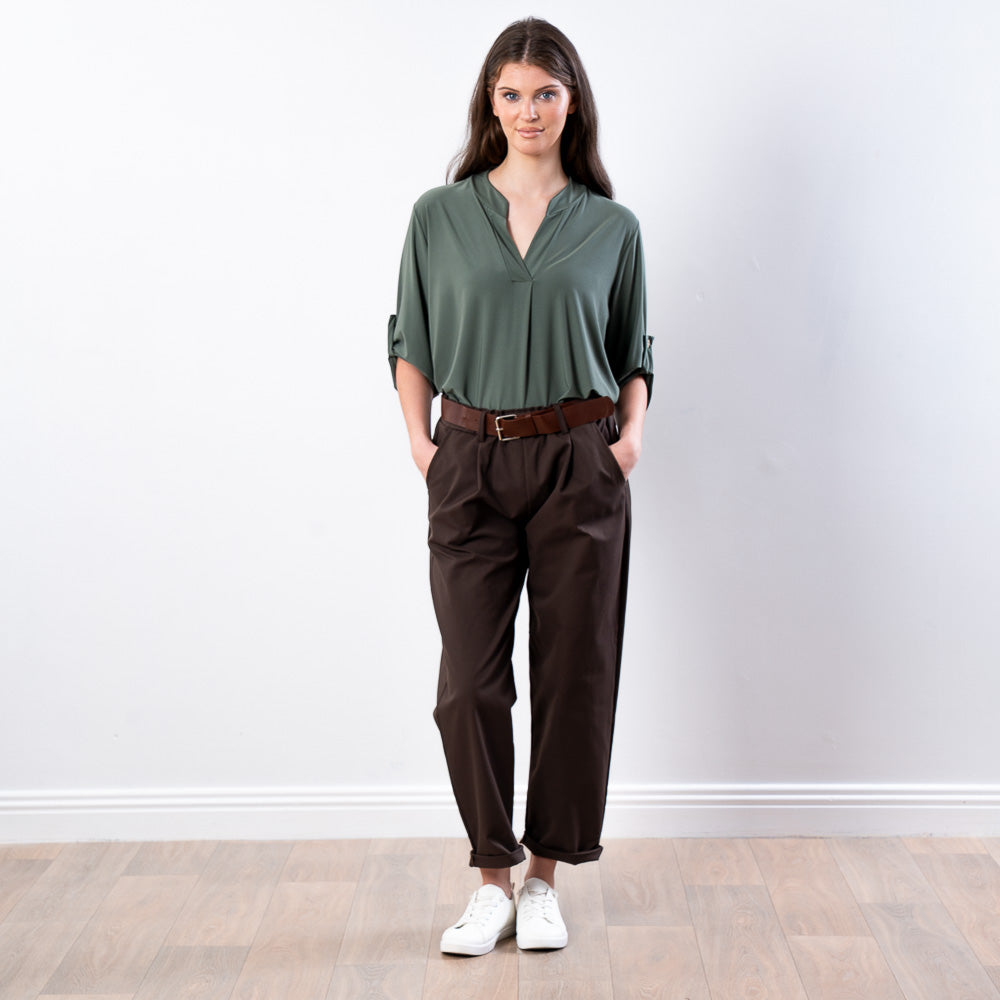 Arya Tapered Trousers (Brown)