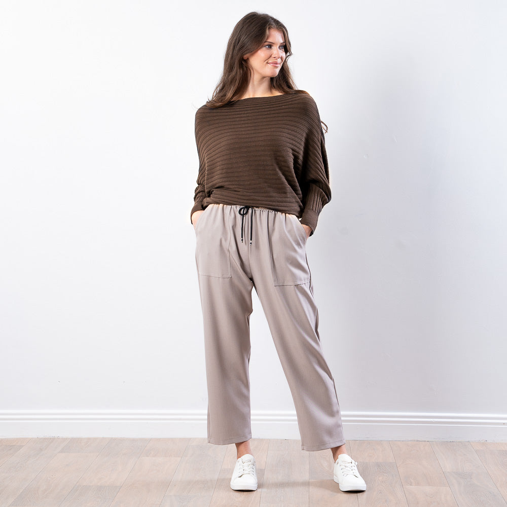 Ellis Batwing Round Neck Top (Brown)