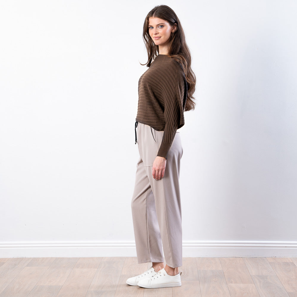 Ellis Batwing Round Neck Top (Brown)