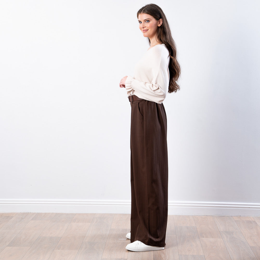 Lexie Batwing V-Neck Top (Beige)