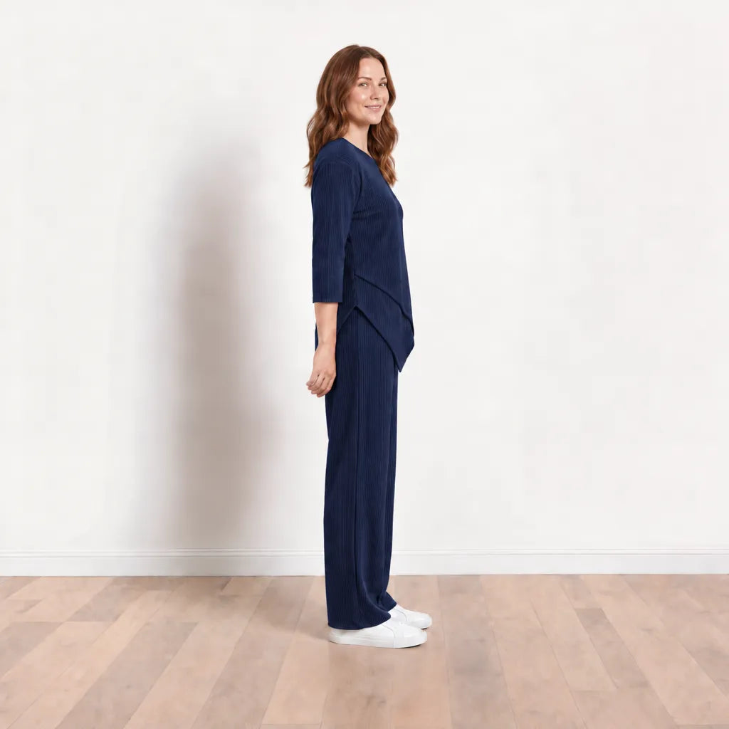 Lily Co-ord in Navy - Side profile view on model Aisling