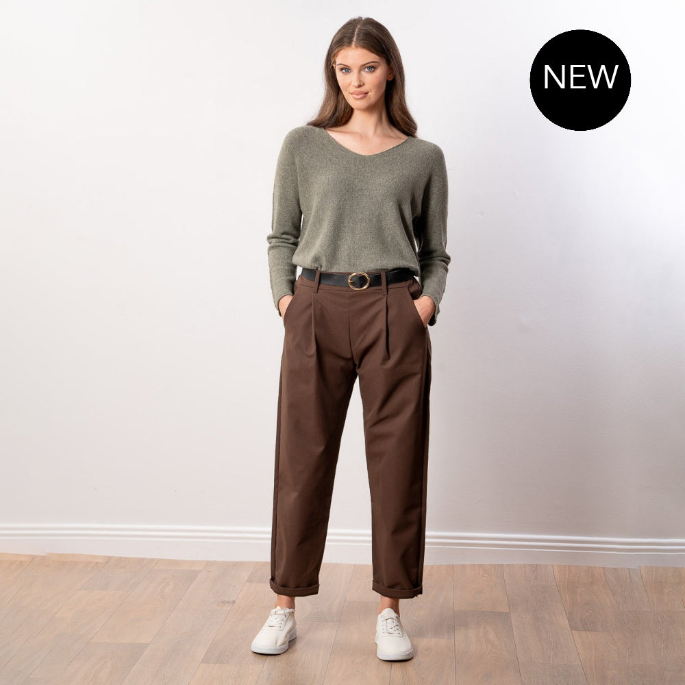 Arya Tapered Trousers (Brown)