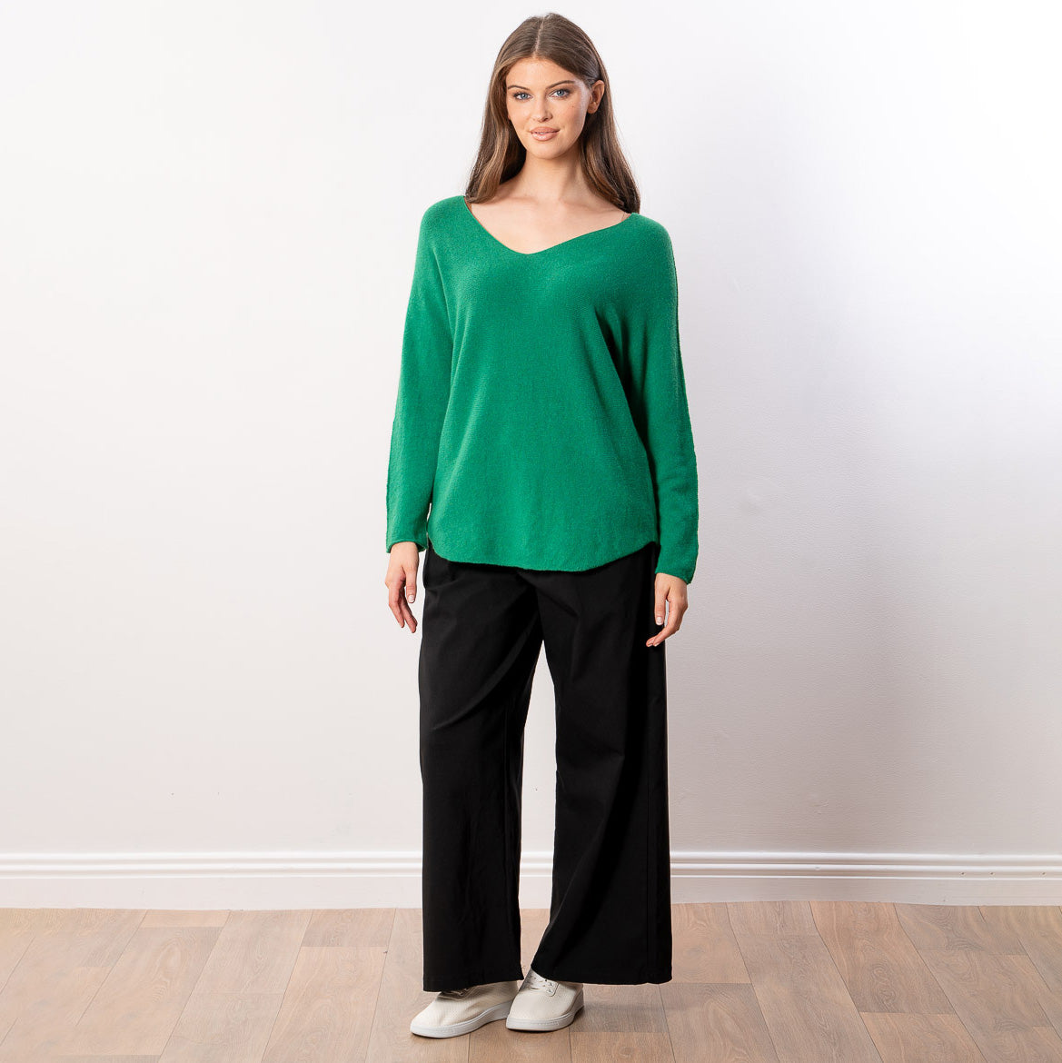 Kylie V Neck Jumper (Green)