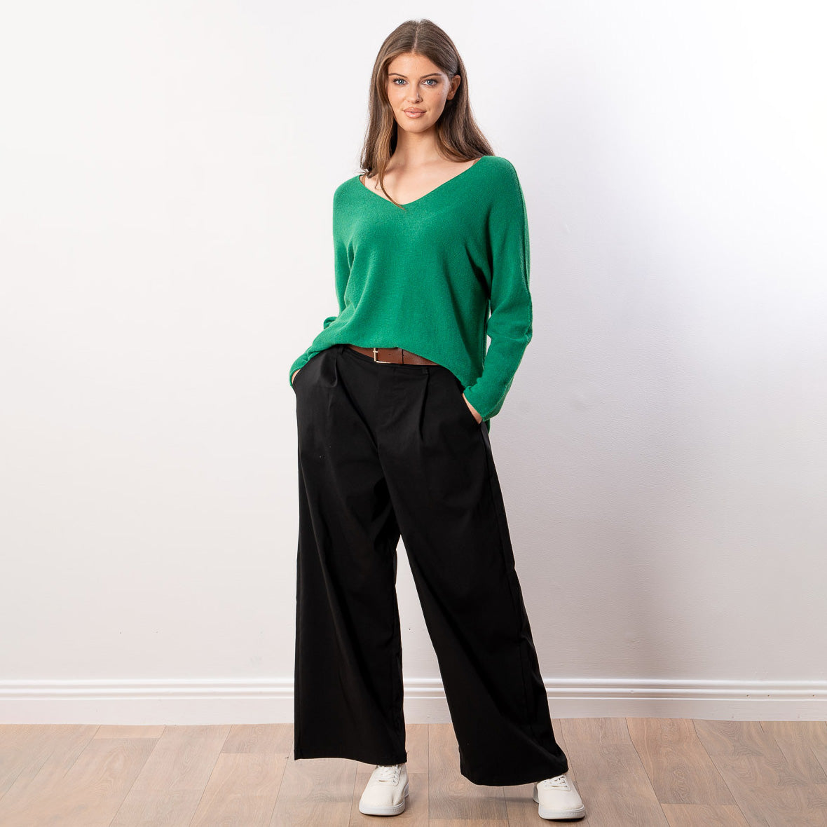 Kylie V Neck Jumper (Green)