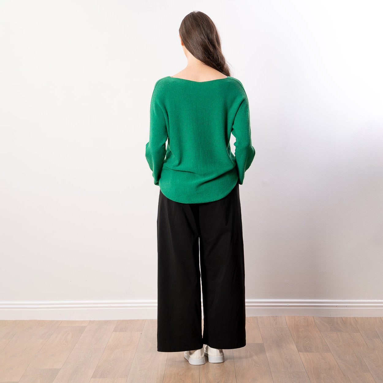 Kylie V Neck Jumper (Green)
